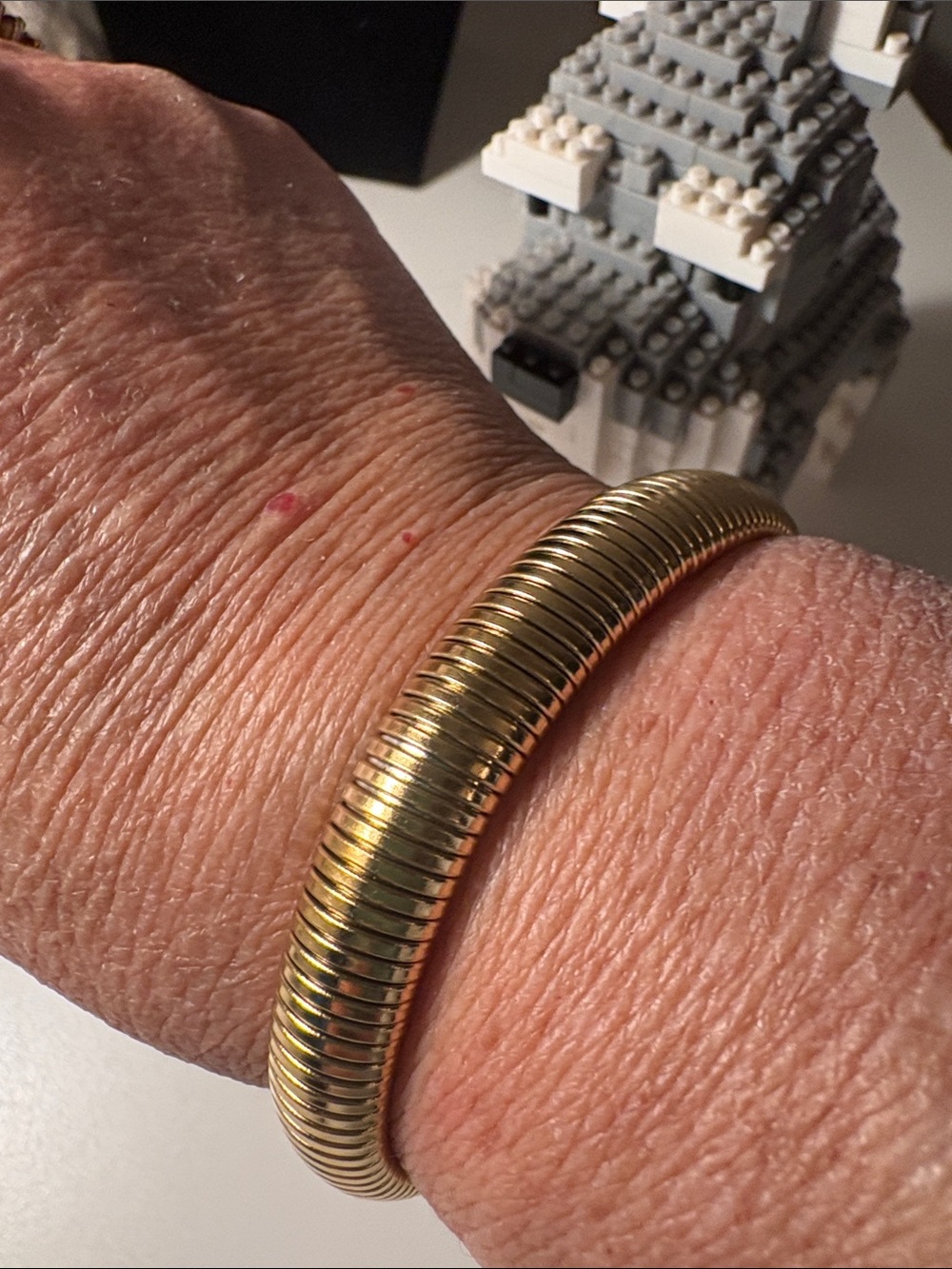 Gold Stretch Coil Bracelet - plunder